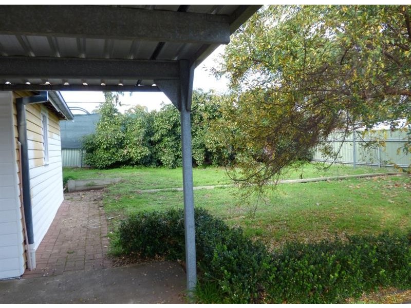 352 Fitzroy St, Dubbo NSW 2830