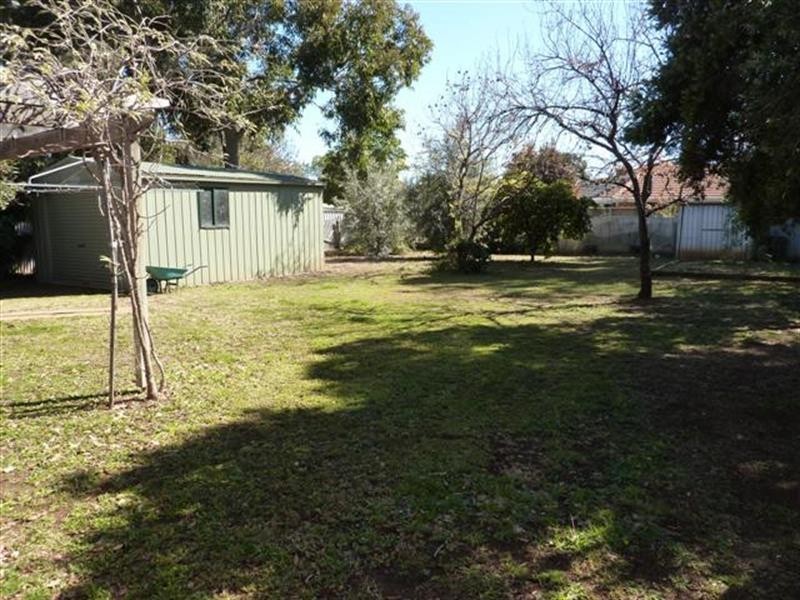 282 Myall St, Dubbo NSW 2830