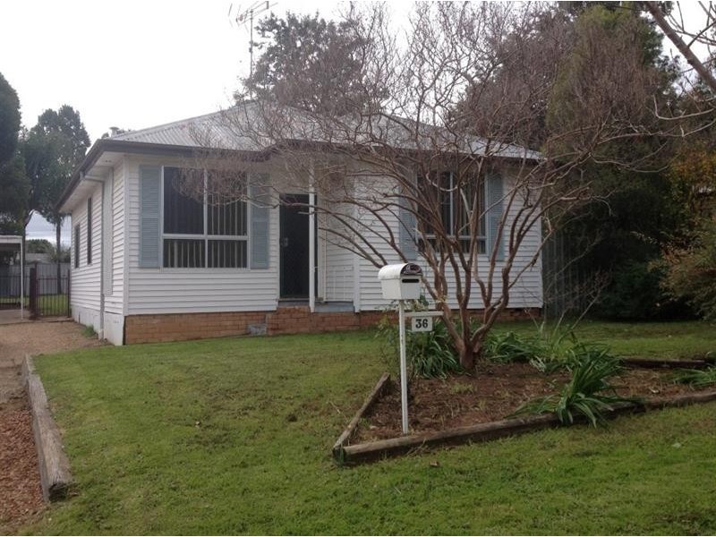 36 Naman St, Dubbo NSW 2830