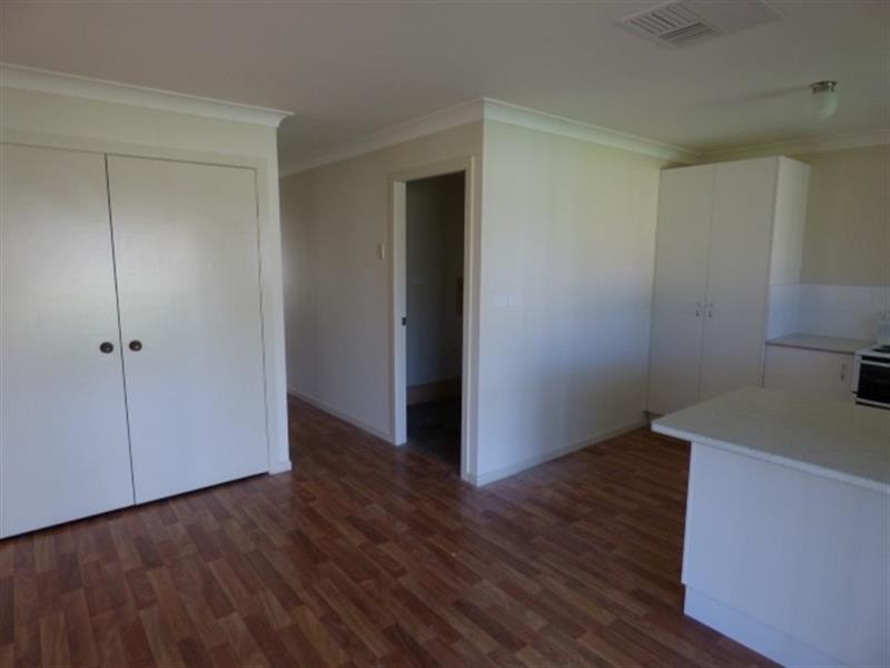 22 Flinders Cl, Dubbo NSW 2830