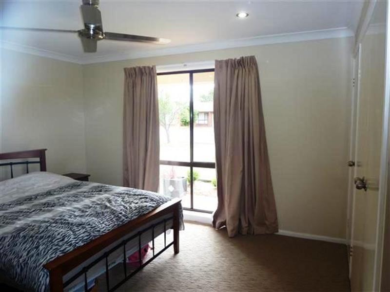 78 Websdale Dr, Dubbo NSW 2830