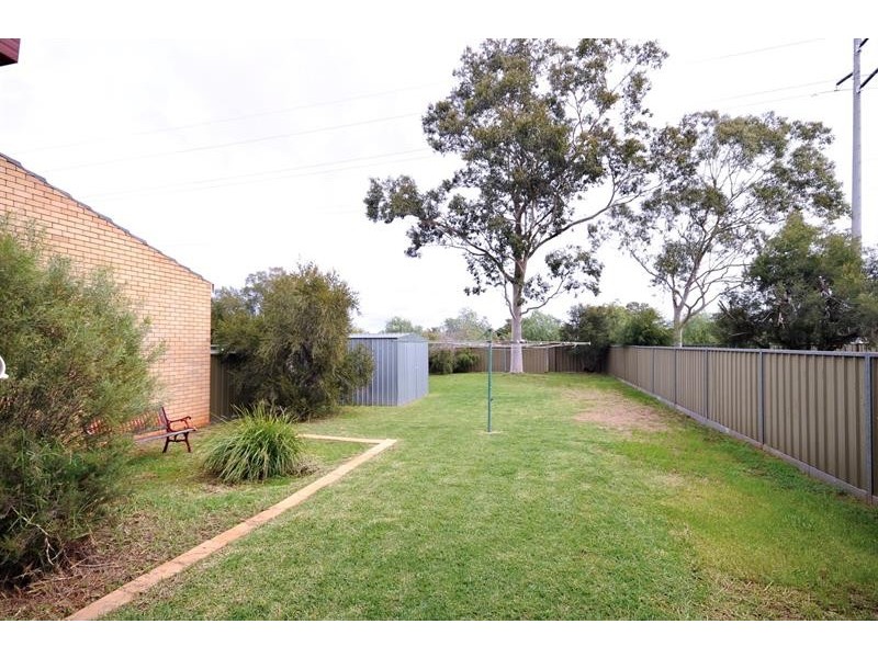 5/10 Sturt Cir, Dubbo NSW 2830