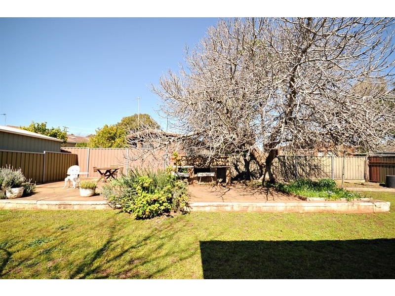 11 Banksia Cres, Dubbo NSW 2830