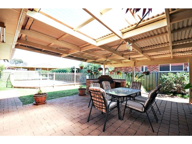 33 Murrayfield Dr, Dubbo NSW 2830