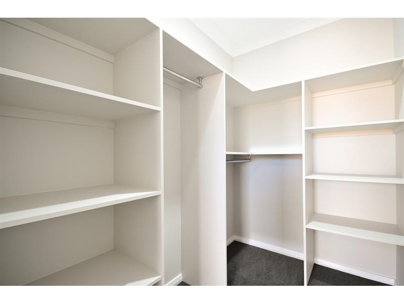 4B Dal Santo Ct, Dubbo NSW 2830