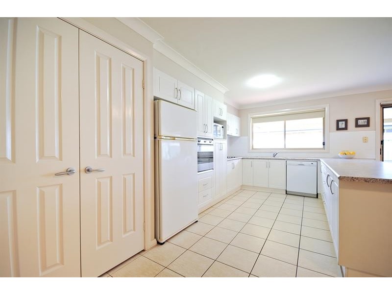 32  Cypress Point Dr, Dubbo NSW 2830