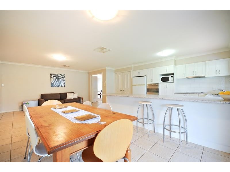 32  Cypress Point Dr, Dubbo NSW 2830