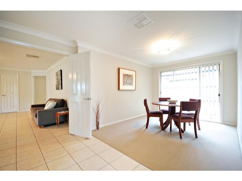 32  Cypress Point Dr, Dubbo NSW 2830