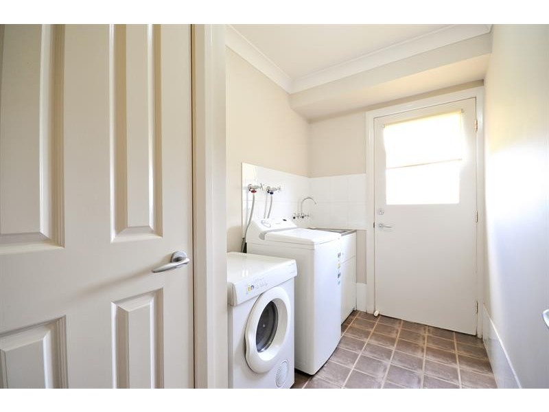 32  Cypress Point Dr, Dubbo NSW 2830