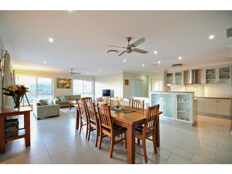 19 Merion Way, Dubbo NSW 2830