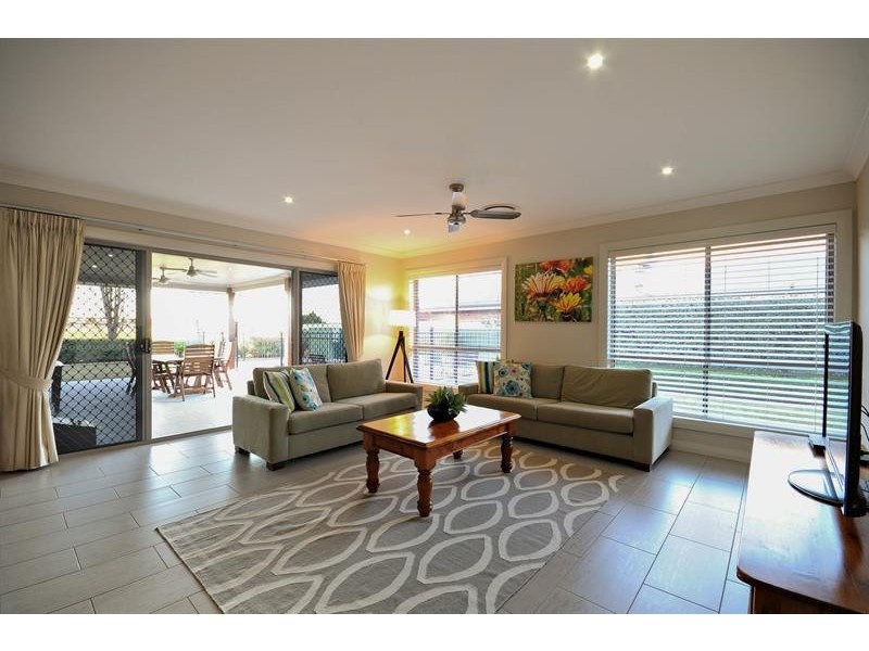 19 Merion Way, Dubbo NSW 2830