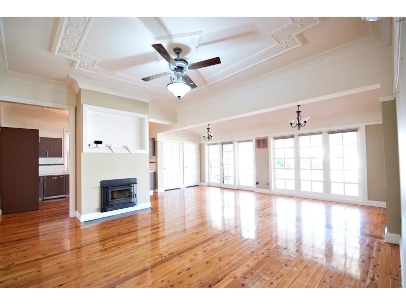 161 Cobra St, Dubbo NSW 2830