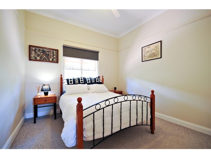 150 Bultje St, Dubbo NSW 2830