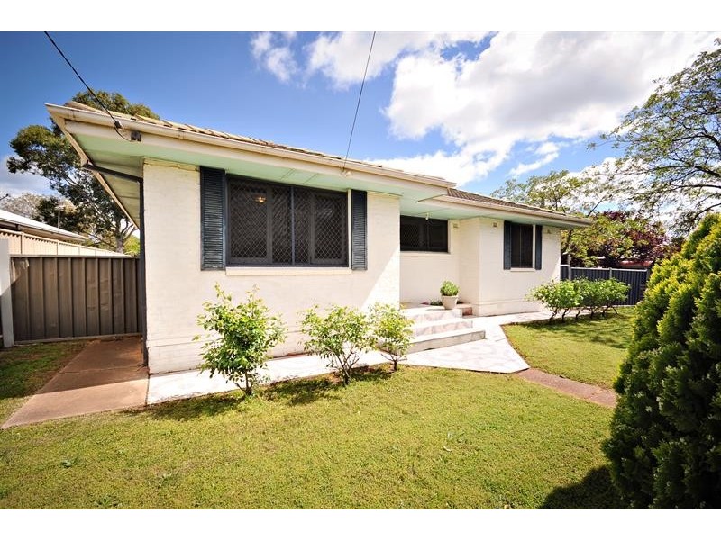57 Yulong St, Dubbo NSW 2830