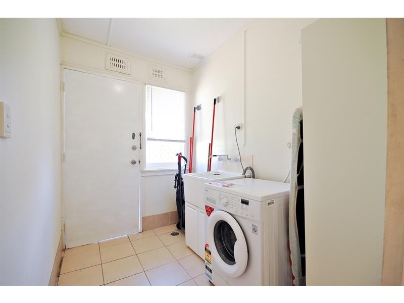 57 Yulong St, Dubbo NSW 2830