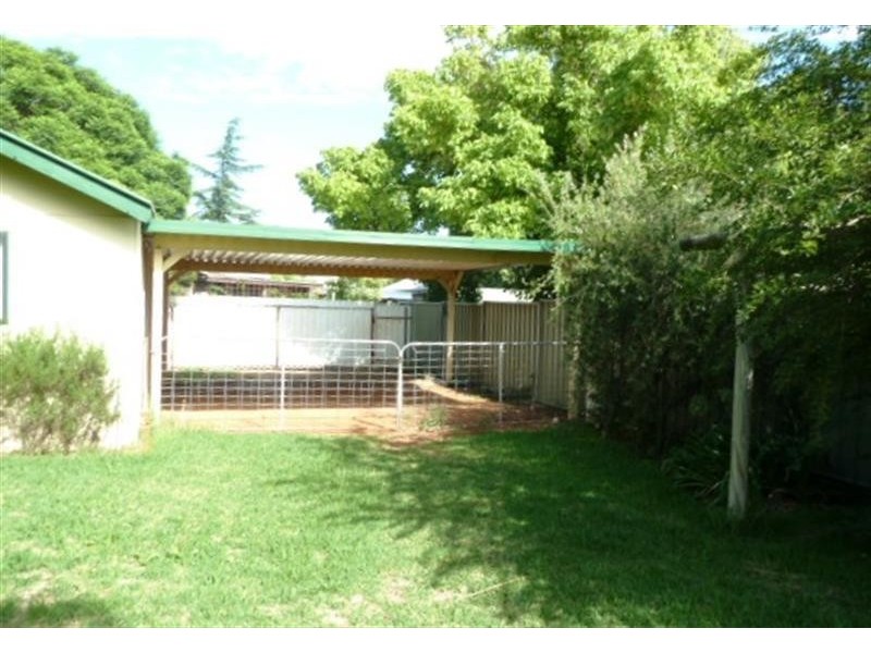 17 Rawson St, Dubbo NSW 2830
