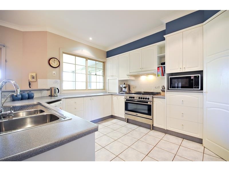 1R Debeaufort Dr, Dubbo NSW 2830