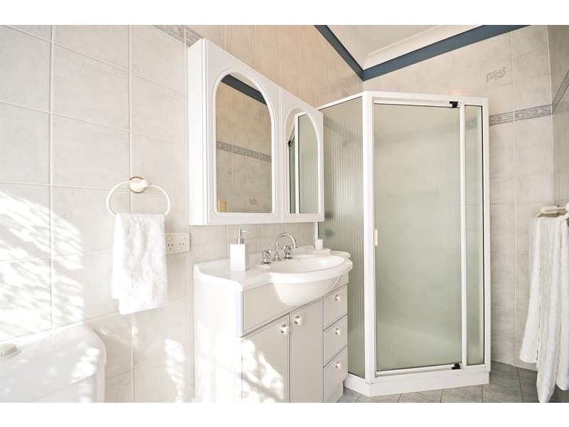 1R Debeaufort Dr, Dubbo NSW 2830