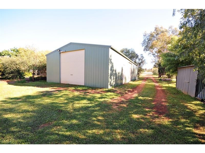 1R Debeaufort Dr, Dubbo NSW 2830