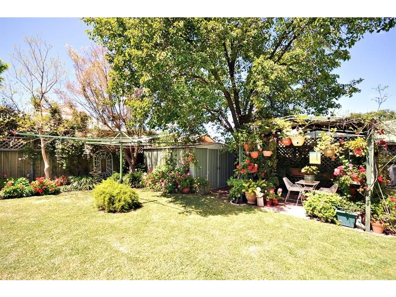 16 Allandale  Dr, Dubbo NSW 2830
