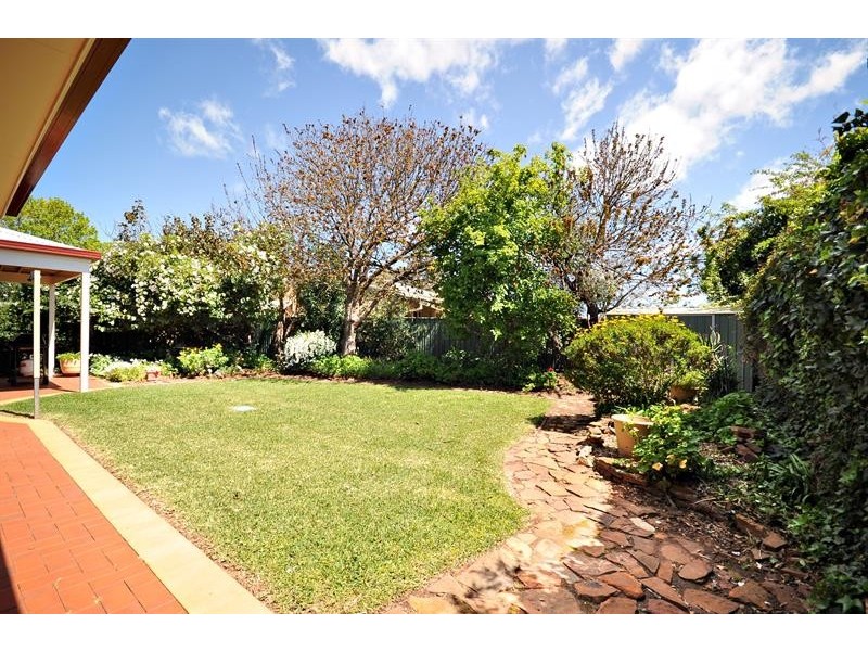 341 Macquarie St, Dubbo NSW 2830