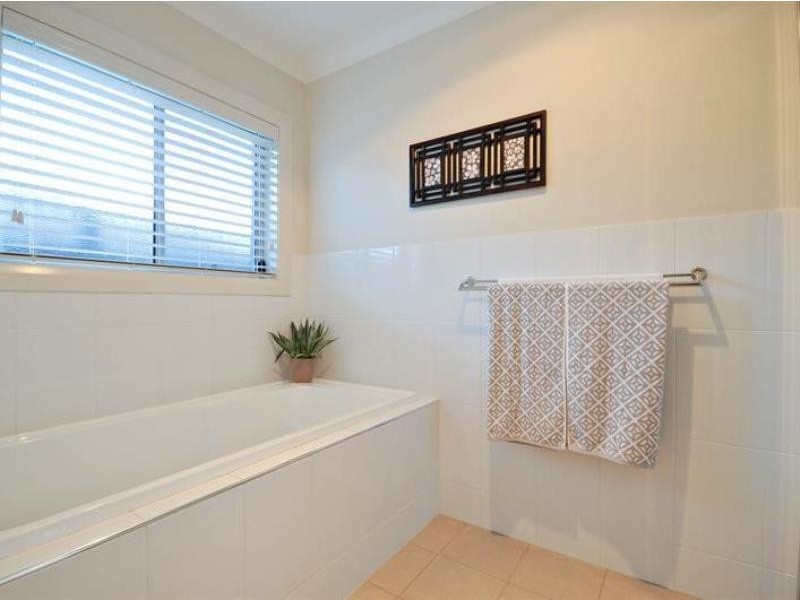 19 Merion Way, Dubbo NSW 2830