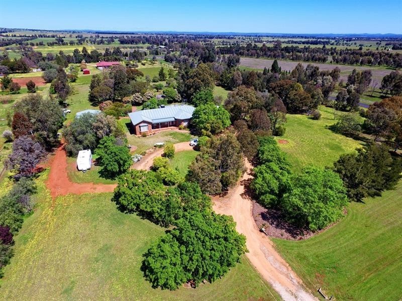 1R Debeaufort Dr, Dubbo NSW 2830