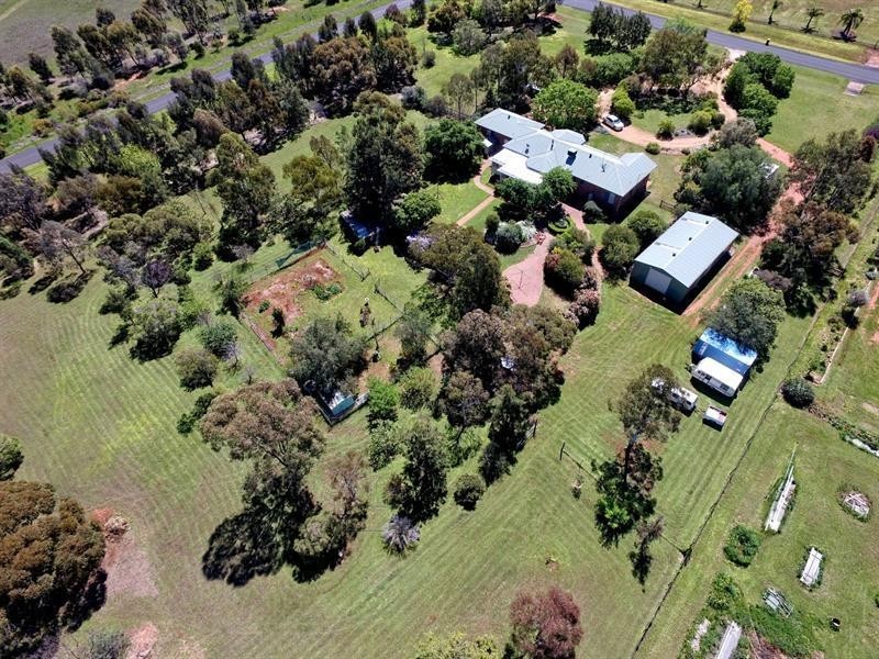 1R Debeaufort Dr, Dubbo NSW 2830