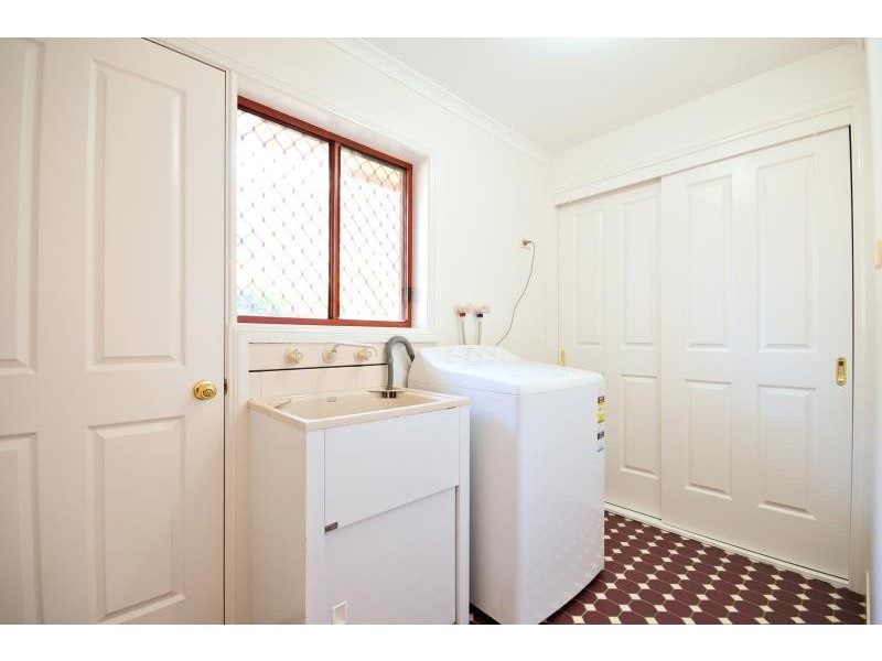 95 Websdale Dr, Dubbo NSW 2830