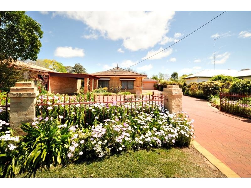 341 Macquarie St, Dubbo NSW 2830
