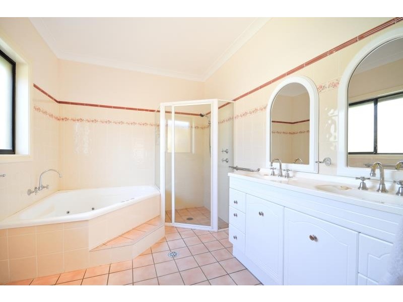 341 Macquarie St, Dubbo NSW 2830