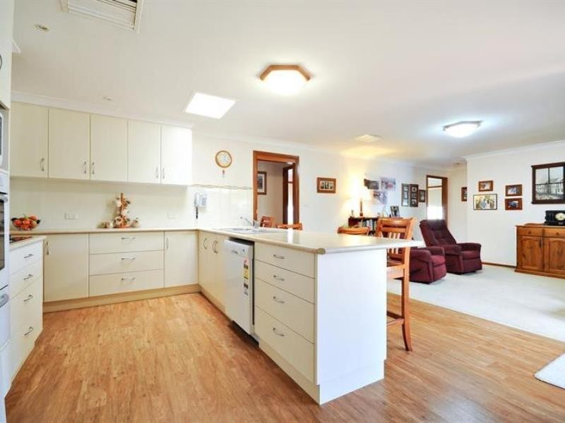 33 Murrayfield Dr, Dubbo NSW 2830