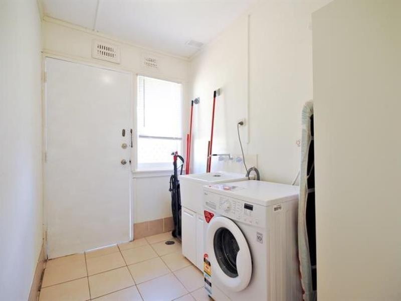 57 Yulong St, Dubbo NSW 2830