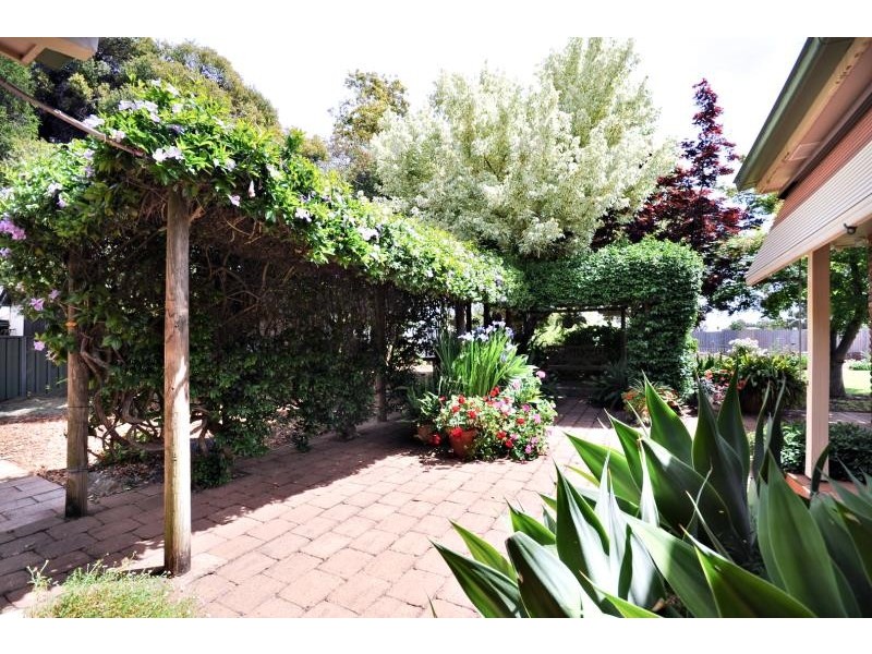 86 Zouch St, Wellington NSW 2820