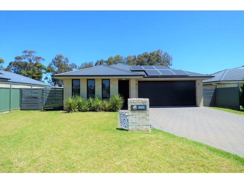 12 Glenshee St, Dubbo NSW 2830