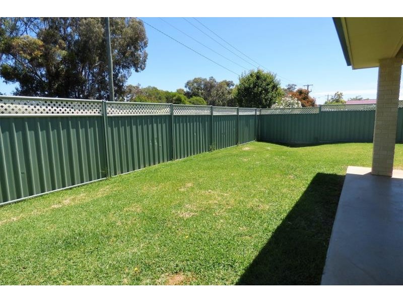 12 Glenshee St, Dubbo NSW 2830