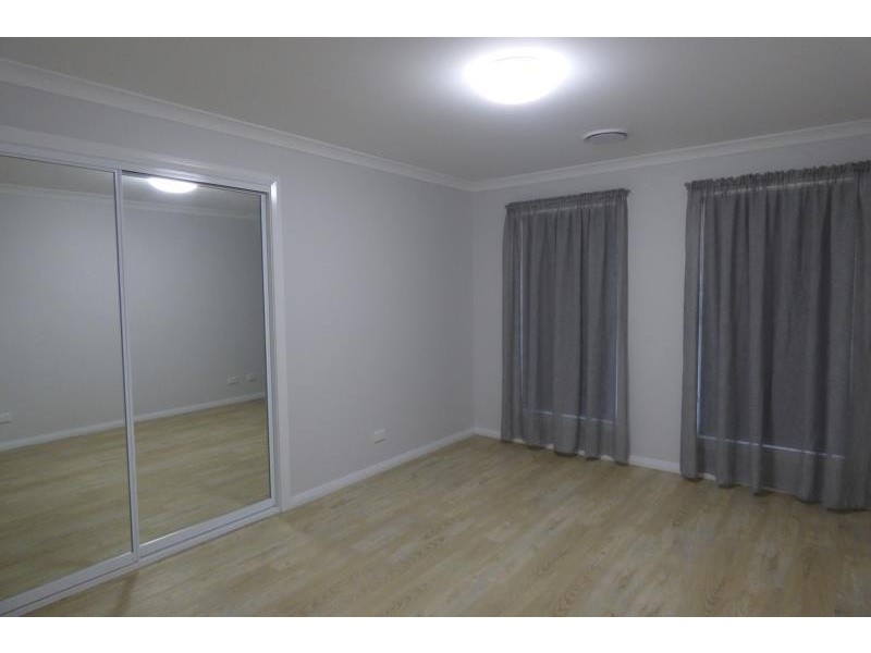 19 Lansdowne Dr, Dubbo NSW 2830