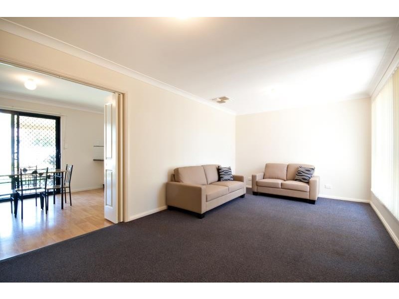 43 Gilbert St, Dubbo NSW 2830
