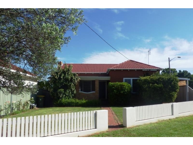 74 Cobbora Rd, Dubbo NSW 2830