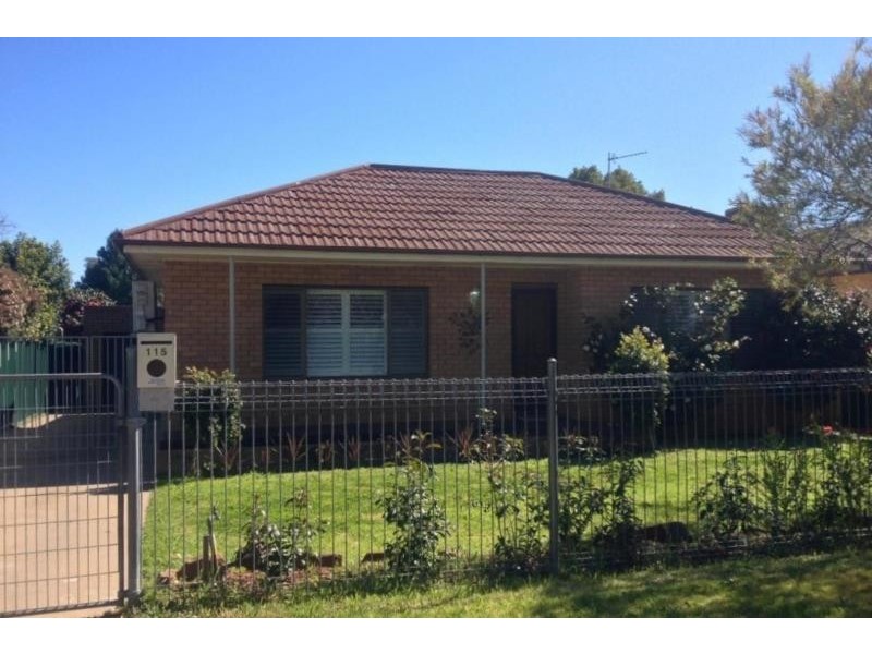 115 Jubilee St, Dubbo NSW 2830