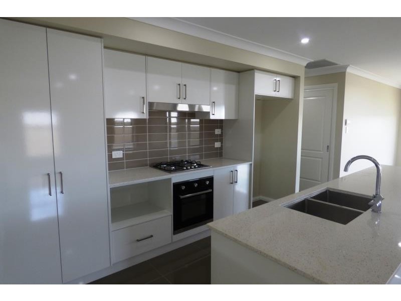 22 Ebor Way, Dubbo NSW 2830