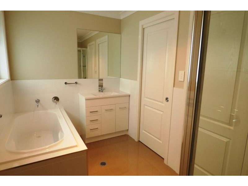 22 Ebor Way, Dubbo NSW 2830