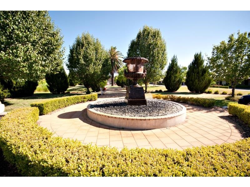 3/4 Diane St, Dubbo NSW 2830