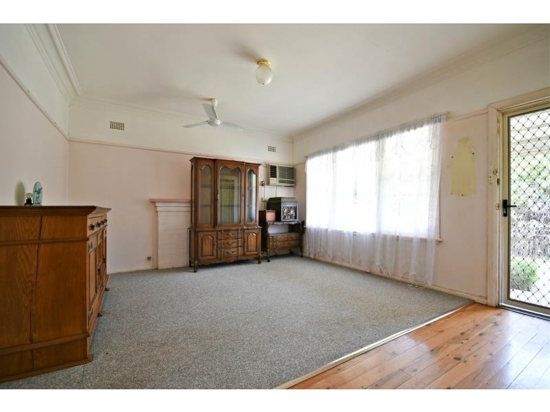 2A Bishop St, Dubbo NSW 2830