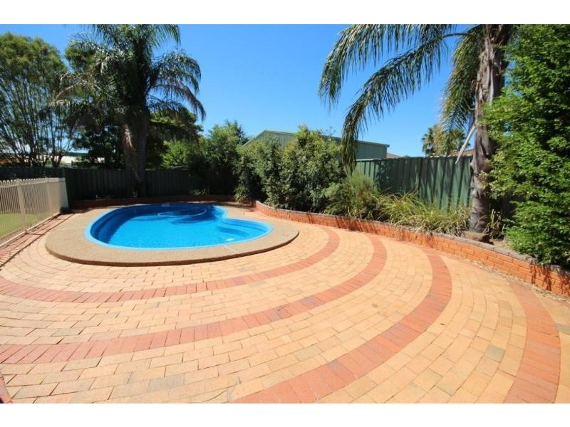 12 Welchman St, Dubbo NSW 2830