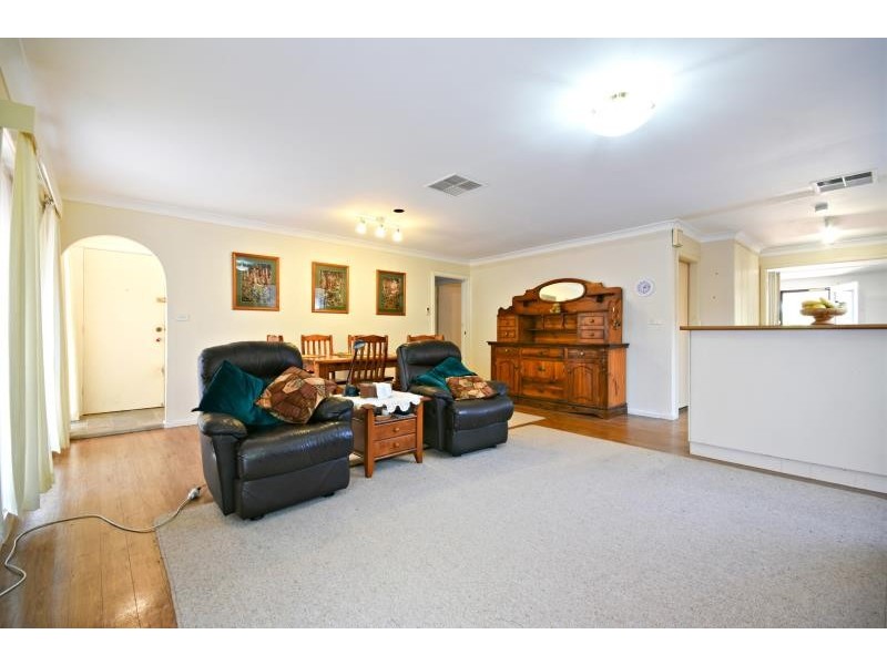 22 Howard Ave, Dubbo NSW 2830