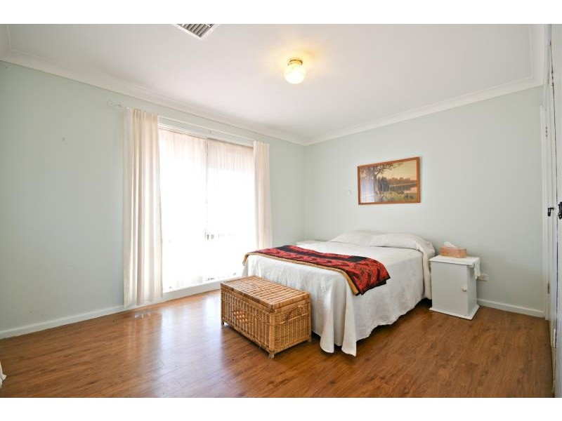 22 Howard Ave, Dubbo NSW 2830