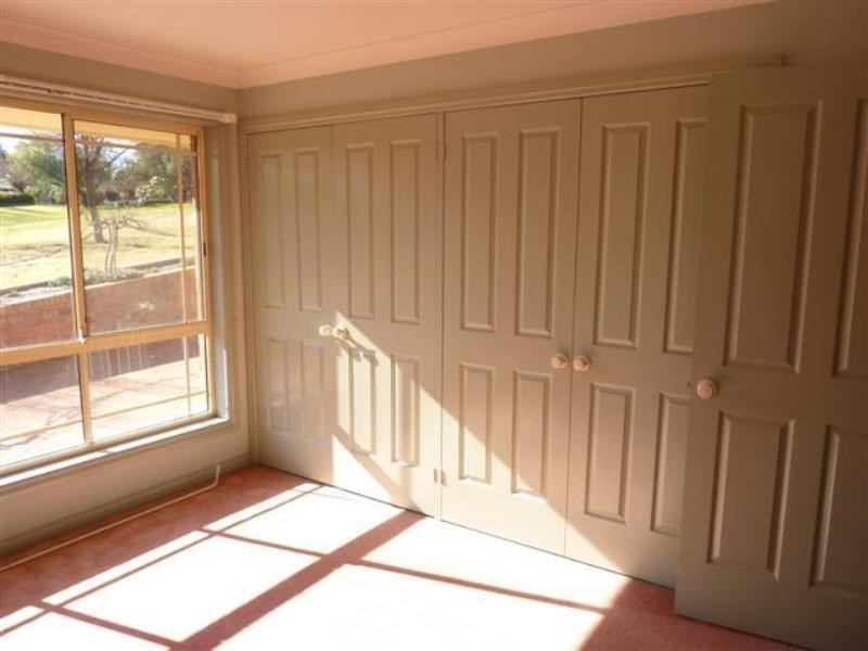 7B Grevillea Cl, Dubbo NSW 2830