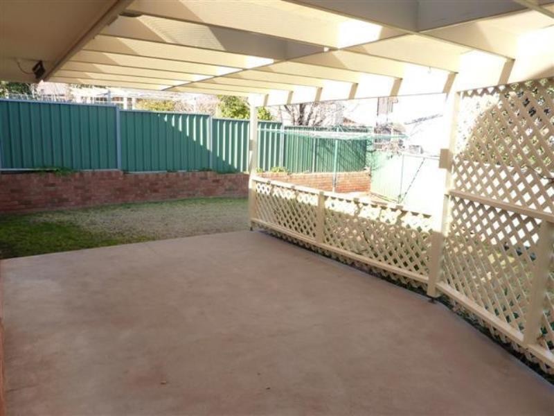7B Grevillea Cl, Dubbo NSW 2830