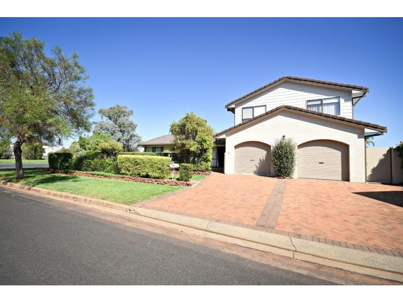 63 Thompson St, Dubbo NSW 2830